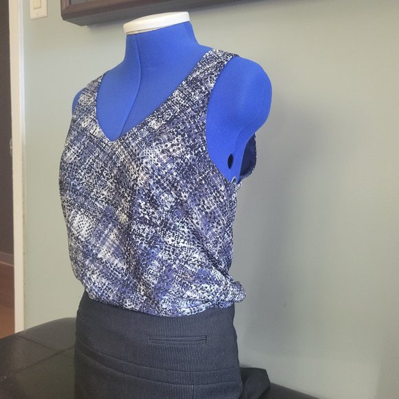 'RW & Co' Camisole, Size XS - Picture 2 of 3